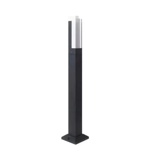 High Black Aluminum Lawn Lamp