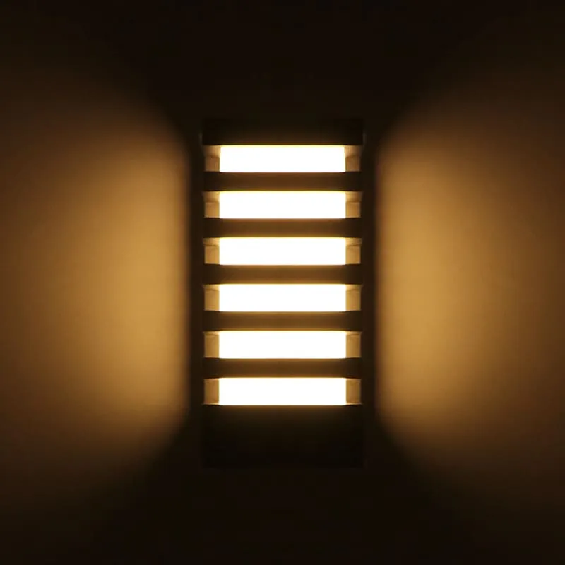 Minimalistic Striped Design Outdoor LED Wall Lamp