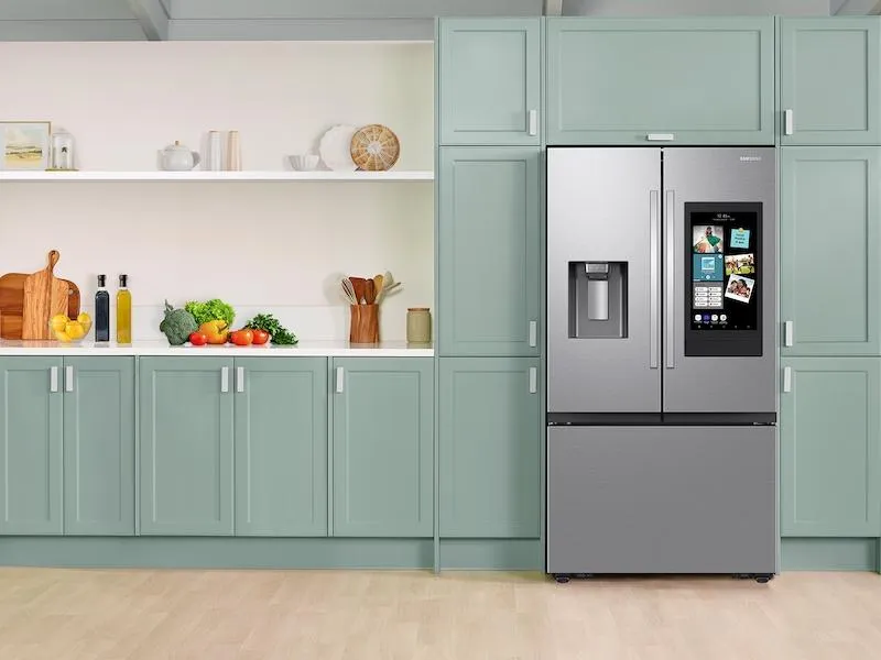 Samsung RF32CG5900SRAA 30 cu. ft. Mega Capacity 3-Door French Door Refrigerator with Family Hub™ in Stainless Steel